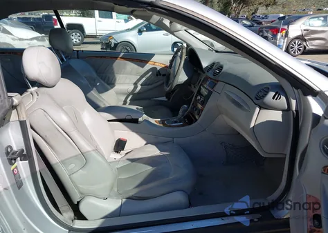 2005 Mercedes-Benz Clk 320 из США, поврежденный, VIN WDBTK65G65T034741